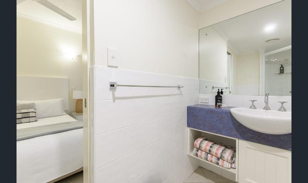 Charming 1 Bedroom Apt - Close To Town & Beach 道格拉斯港 外观 照片